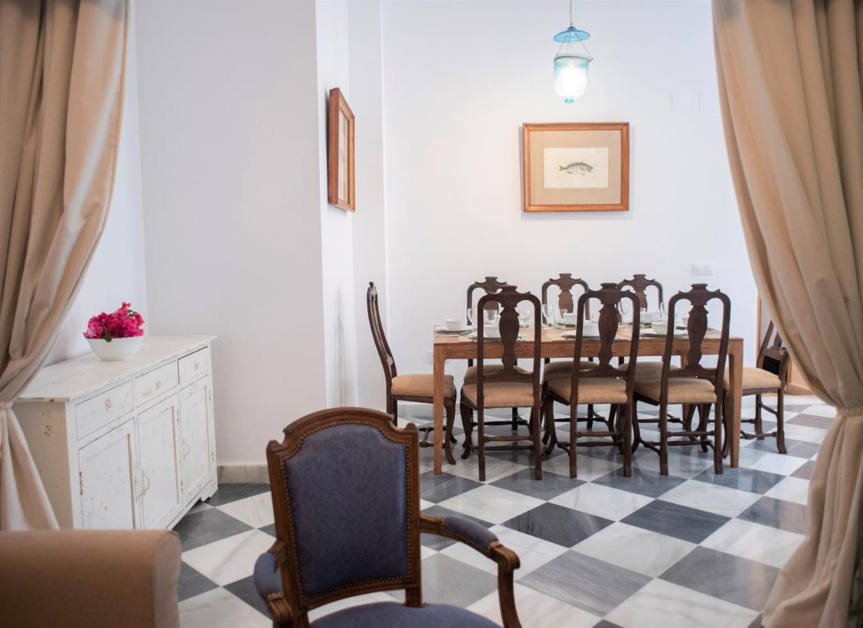 Gatu Premium Apartamento Palacio Oneto Con Jardin Privado " Preferente Mayores De 25 Anos Y Familias " 엘푸에르토데산타마리아 외부 사진
