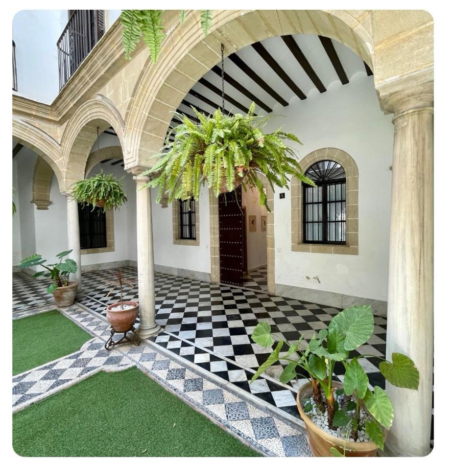 Gatu Premium Apartamento Palacio Oneto Con Jardin Privado " Preferente Mayores De 25 Anos Y Familias " 엘푸에르토데산타마리아 외부 사진